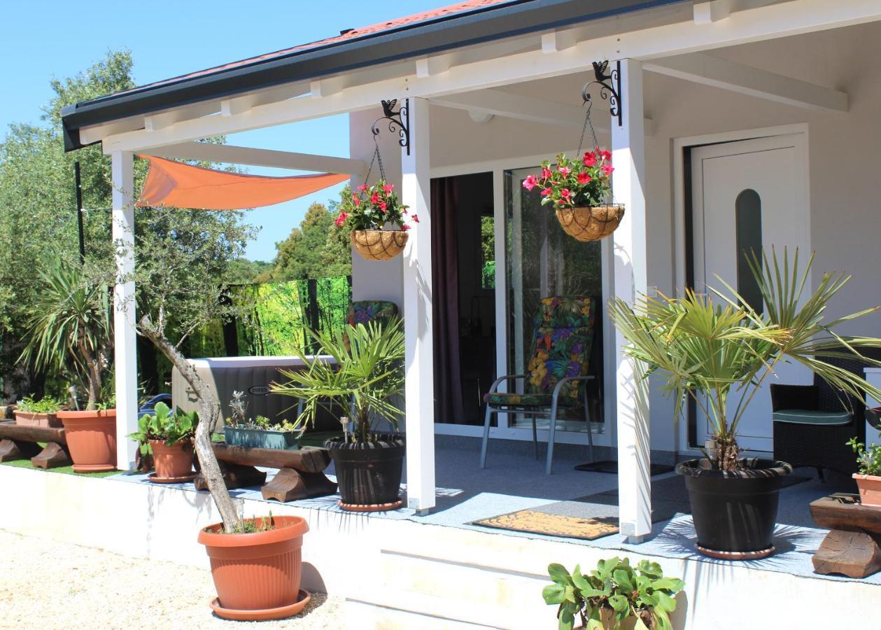 Villa Oliven Garden *